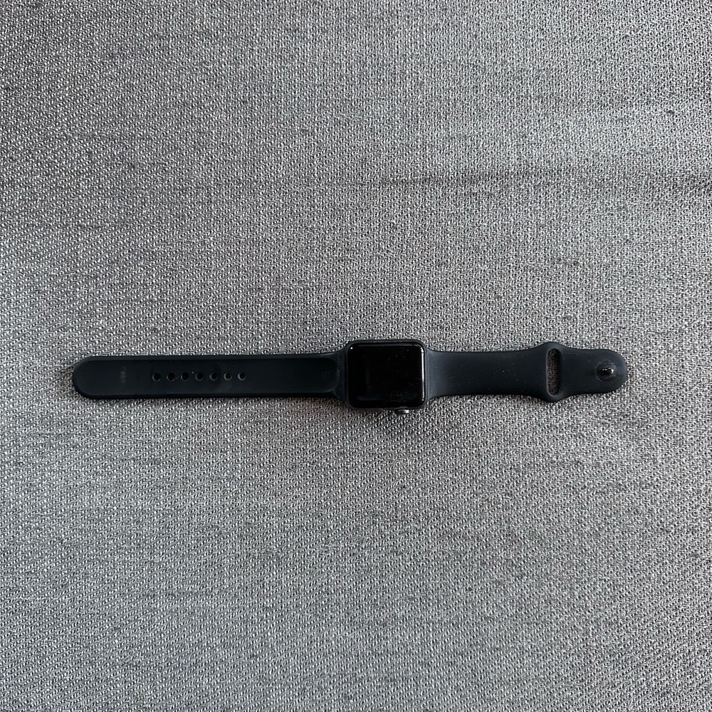 Apple Watch Series 3, 38mm Space Gray